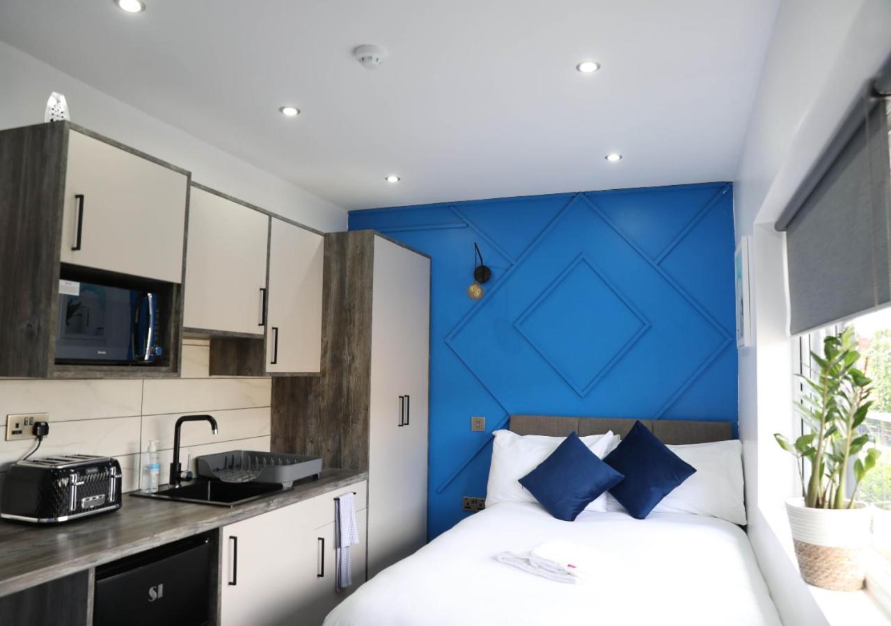 Cb Stays - Private Rooms With Ensuite And Kitchenette In Peterborough Exterior foto